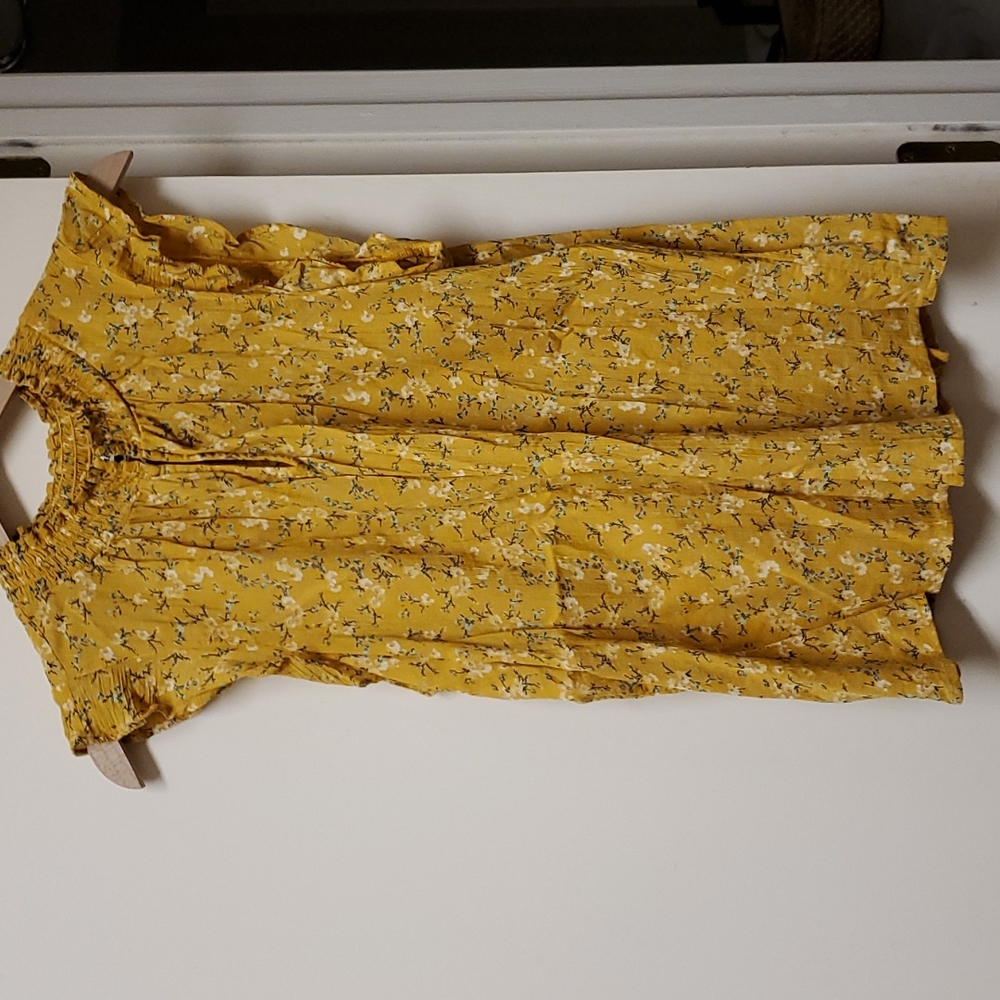 NWOT Yellow Blouse